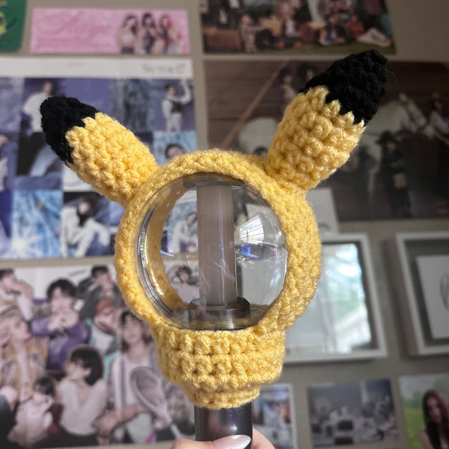 Yellow “Mouse” Lightstick Cover (Engene Bong V1) | ENHYPEN