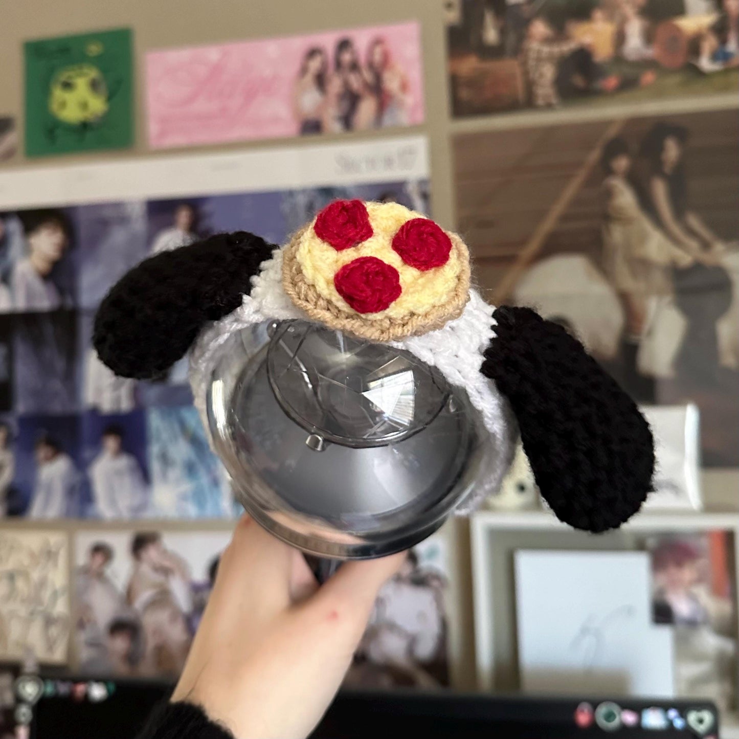 Pizza Puppy Lightstick Cover (Caratbong V2&3) | Dokyeom, Seventeen